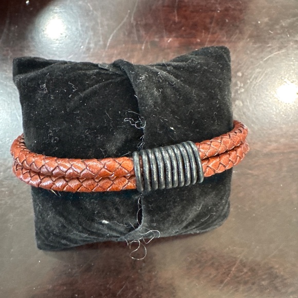 Men’s Axion Sterling and Braided Leather Bracelet - Picture 2 of 6
